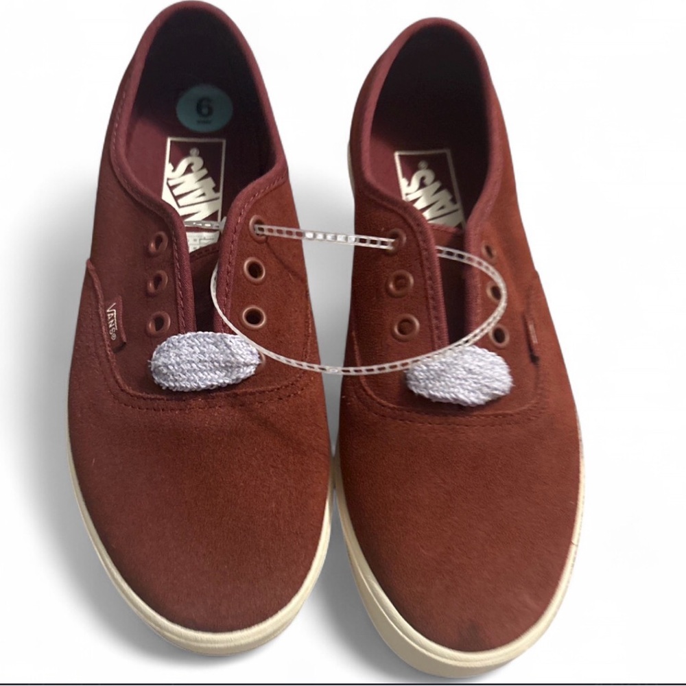 Vans men’s 6, women’s 7.5 Brown Canvas Sneakers